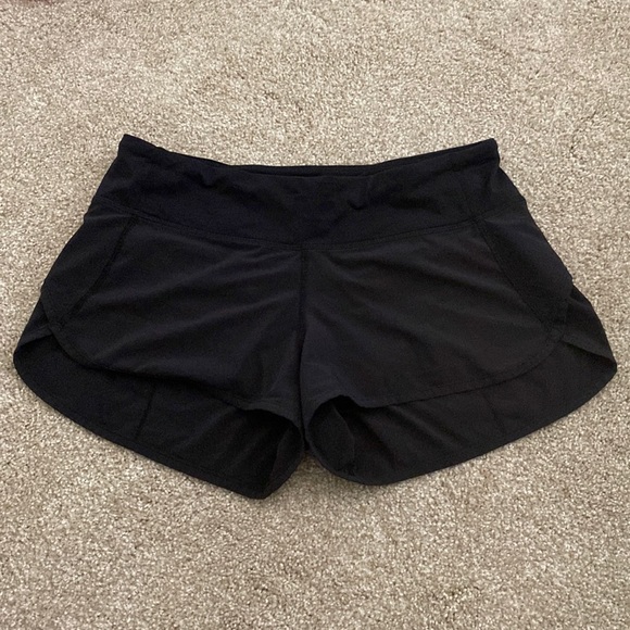 lululemon athletica Pants - Lululemon Speed Short 2.5”
